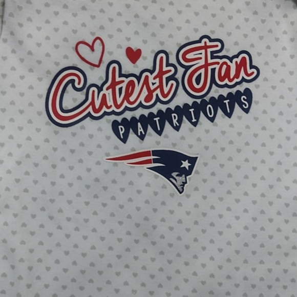 NWOT Baby Girls NFL 2 Pack Onsies - Picture 2 of 8